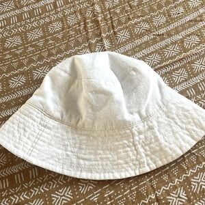 Women’s canvas bucket hat! 
Never worn- Linen feel